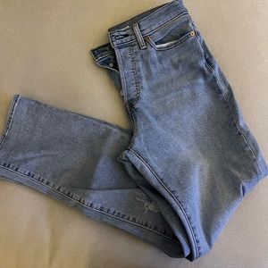 Levi’s Wedgie Straight